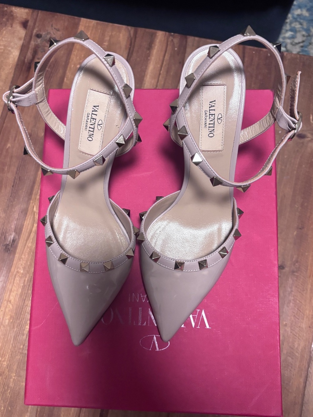 Valentino Garavani Blush Pink Rockstud Pointed-Toe Ankle-Strap Pumps - Picture 2 of 8